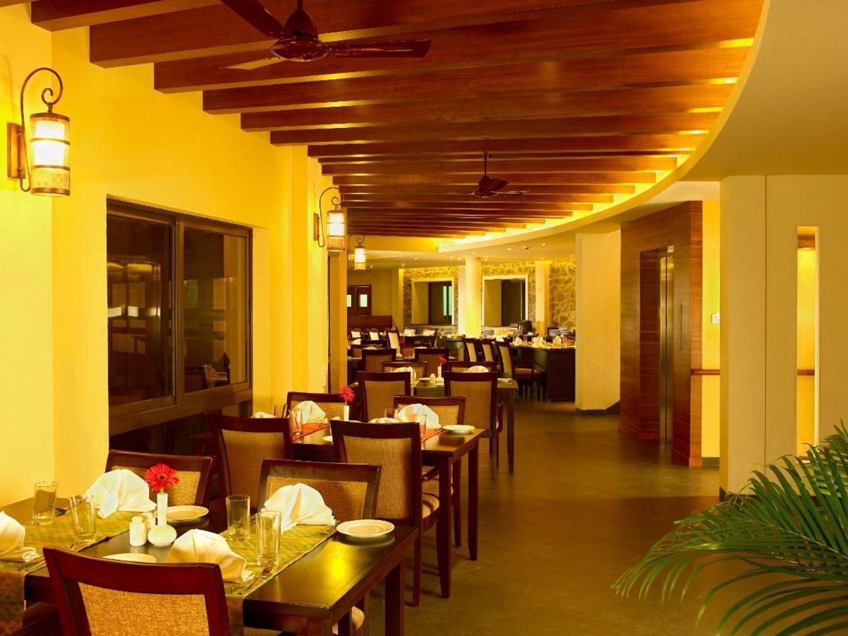 โพเอทรี สรวาร ปอร์ติโค โฮเต็ล Hotel เทกคาดี ภายนอก รูปภาพ
