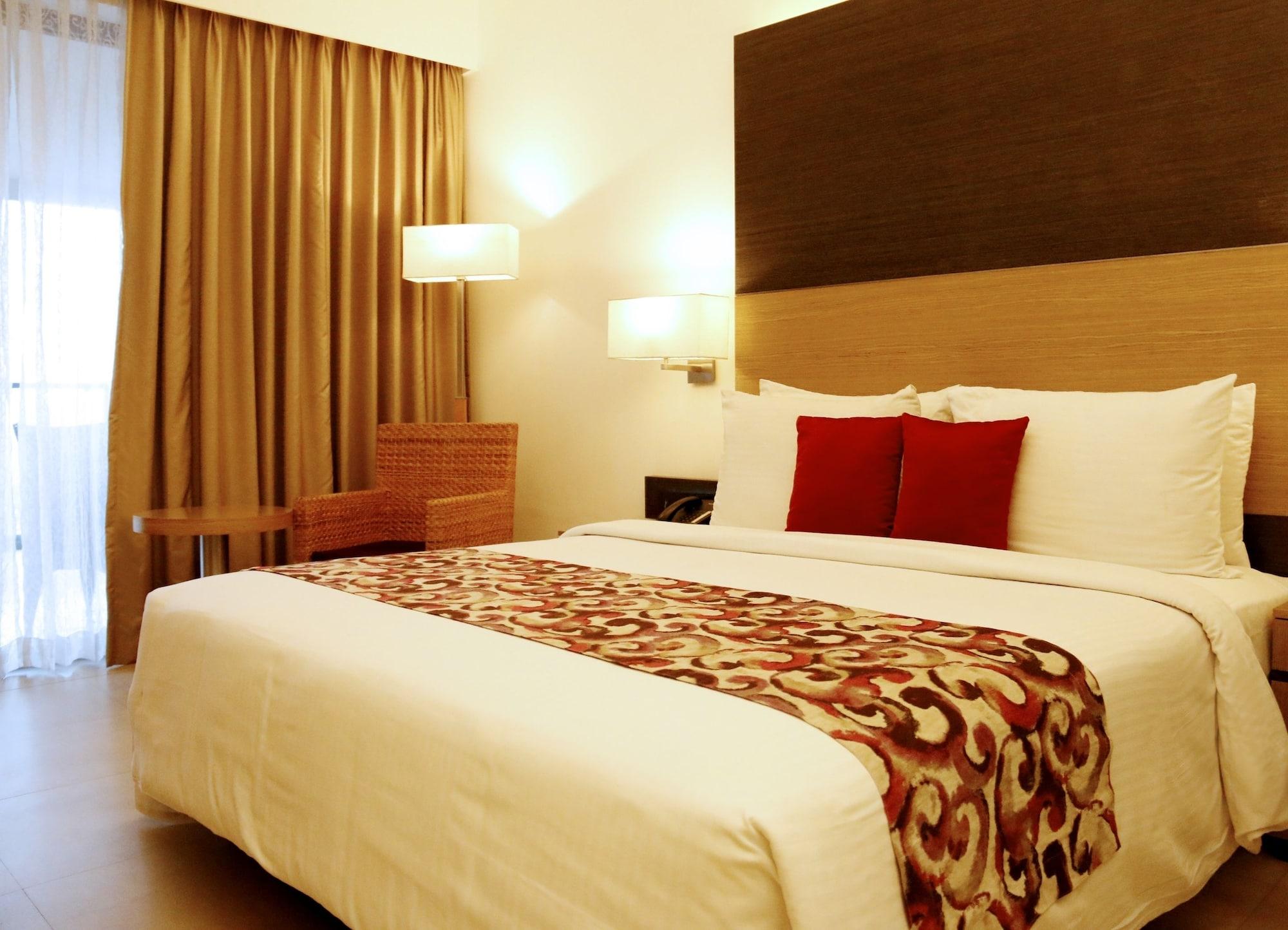 โพเอทรี สรวาร ปอร์ติโค โฮเต็ล Hotel เทกคาดี ภายนอก รูปภาพ