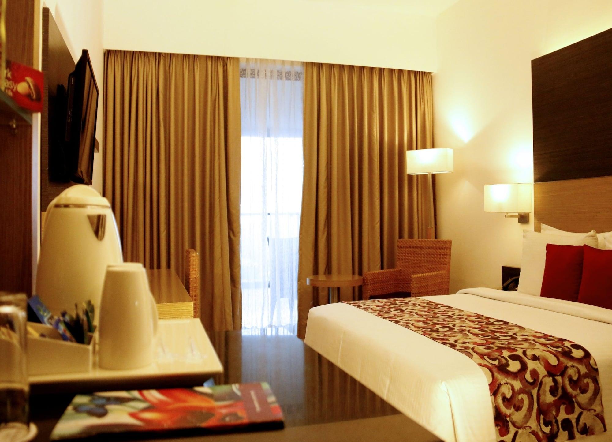 โพเอทรี สรวาร ปอร์ติโค โฮเต็ล Hotel เทกคาดี ภายนอก รูปภาพ
