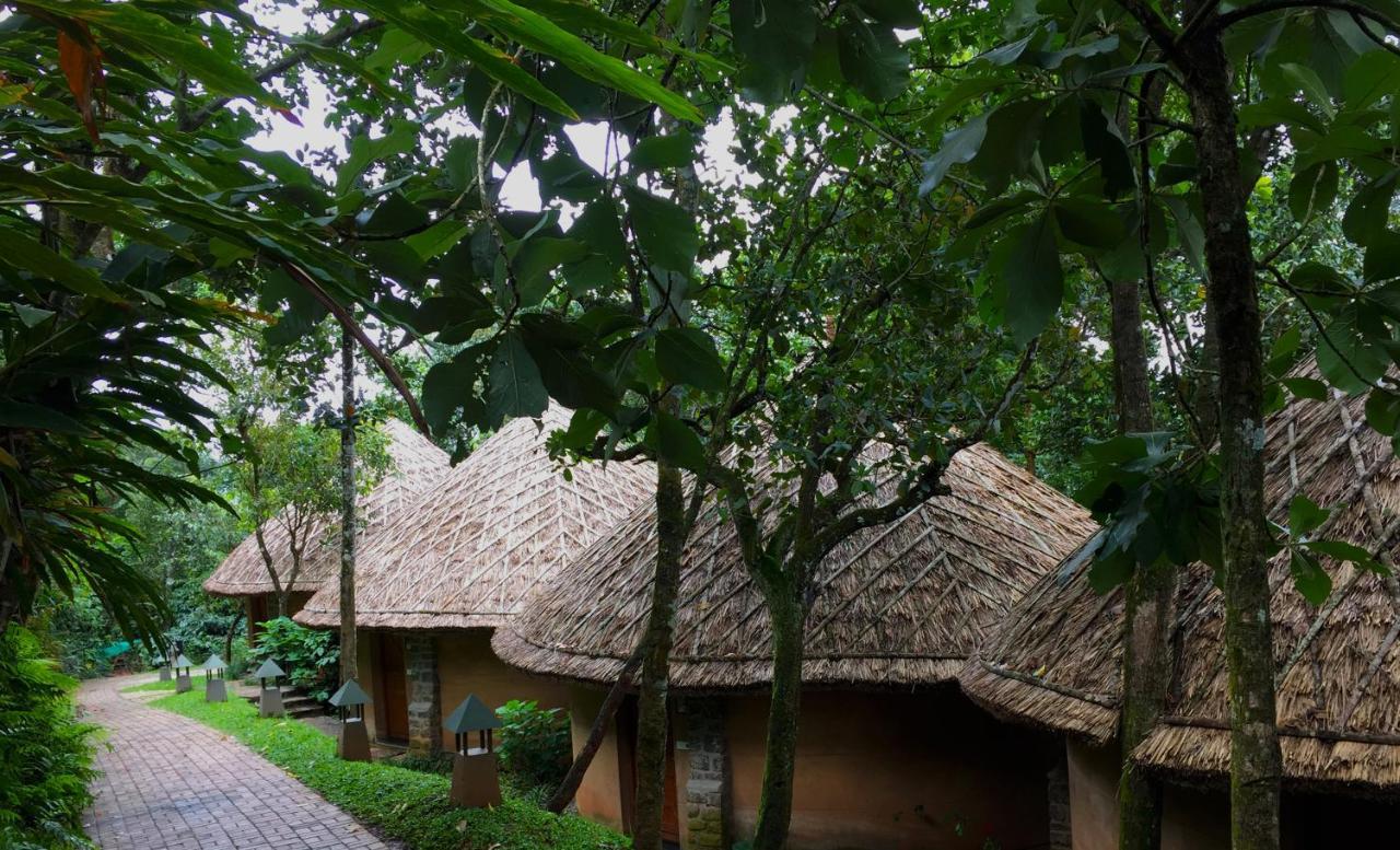 โพเอทรี สรวาร ปอร์ติโค โฮเต็ล Hotel เทกคาดี ภายนอก รูปภาพ