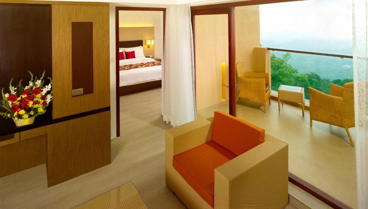 โพเอทรี สรวาร ปอร์ติโค โฮเต็ล Hotel เทกคาดี ภายนอก รูปภาพ